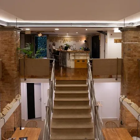 Ostello Draper Startup House For Entrepreneurs