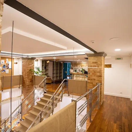 Draper Startup House For Entrepreneurs