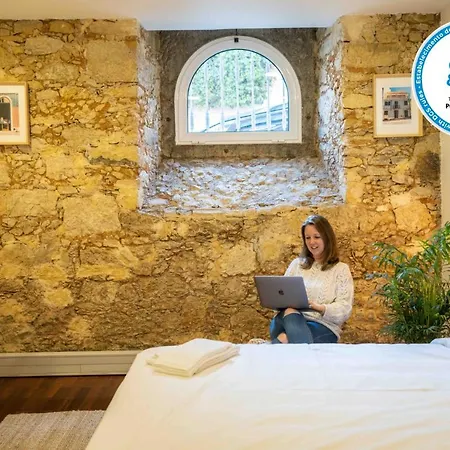 Draper Startup House For Entrepreneurs *